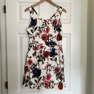 Forever 21 Vintage Floral Dress Size Large